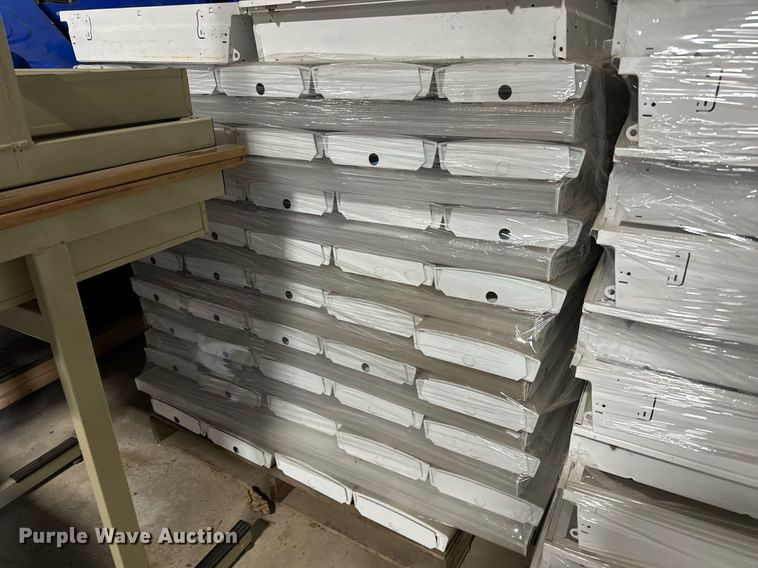 image for item NI9630 Light fixtures