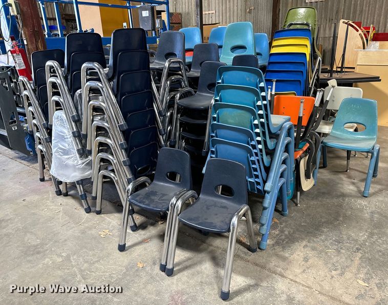 image for item NI9633 Approximately (122) chairs