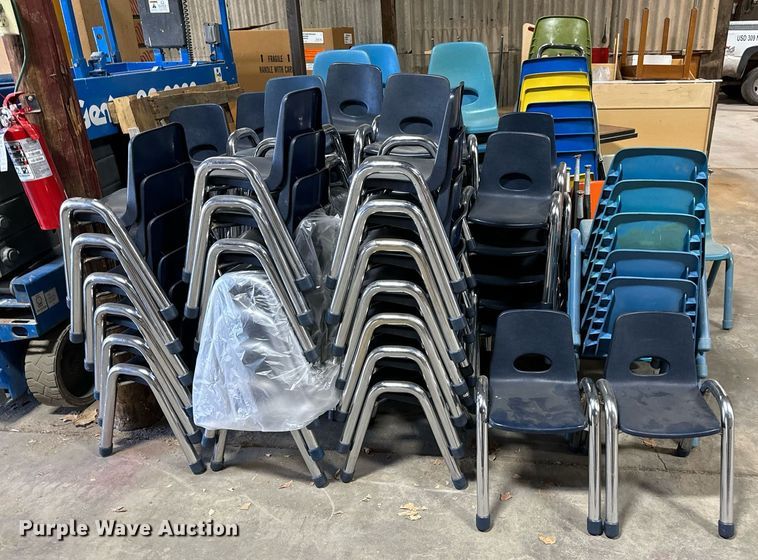 image for item NI9633 Approximately (122) chairs