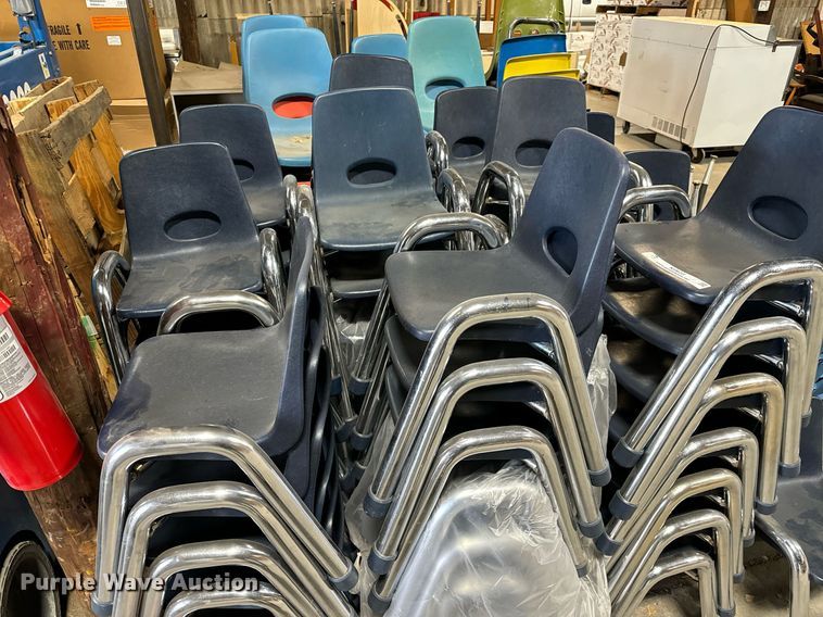 image for item NI9633 Approximately (122) chairs