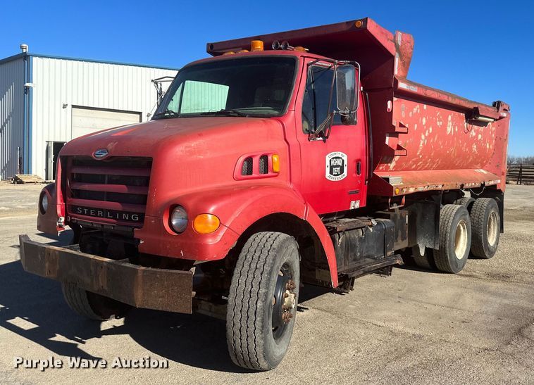 image for item NL9315 2001 Sterling  dump truck