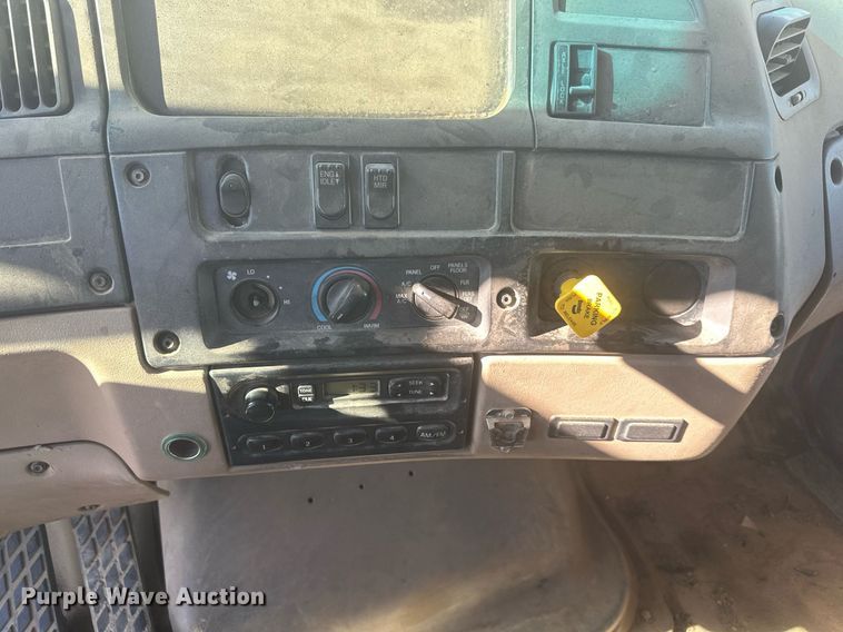 image for item NL9315 2001 Sterling  dump truck