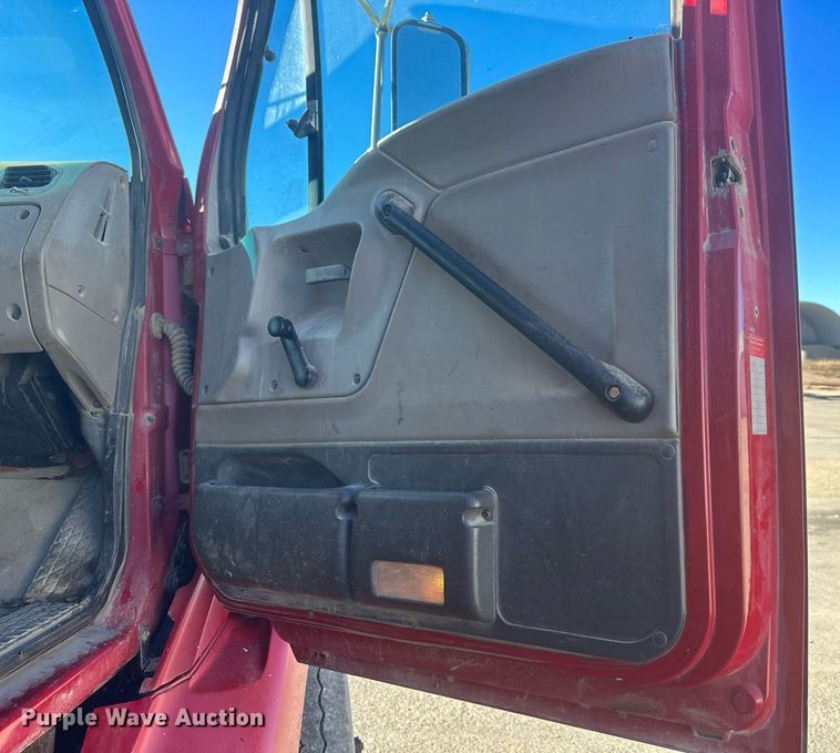 image for item NL9315 2001 Sterling  dump truck