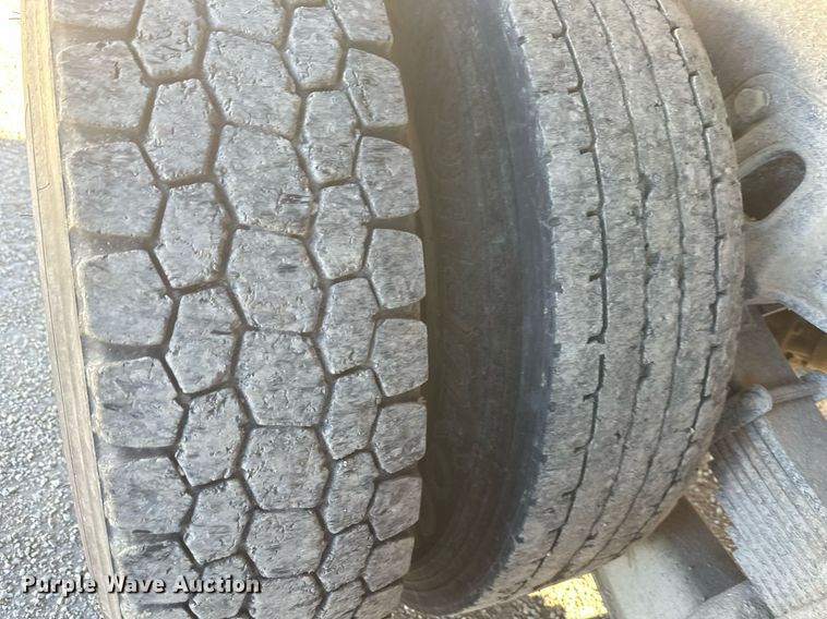 image for item NL9315 2001 Sterling  dump truck