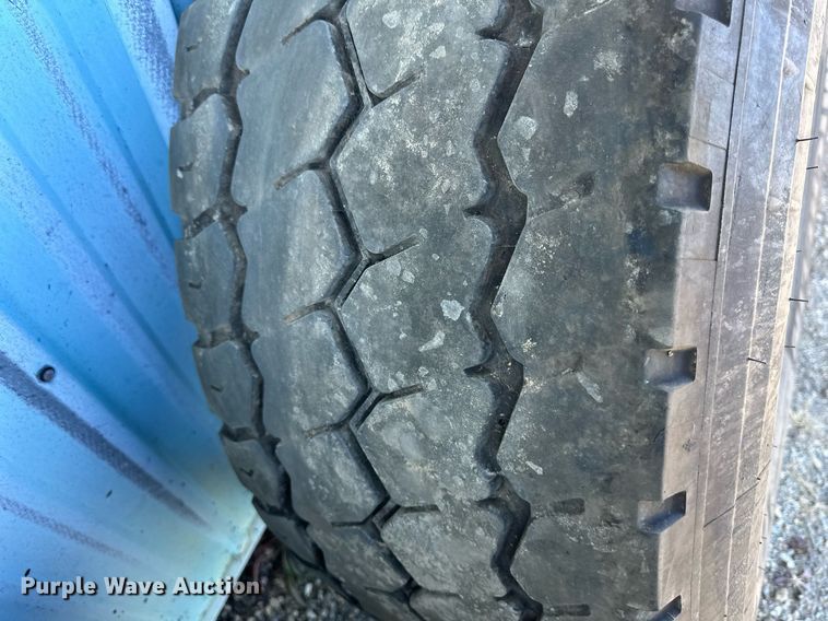 image for item NL9316 Michelin  425/65R22.5 tires and wheels