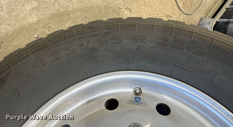 image for item NL9319 Michelin XZY3  tires and wheels