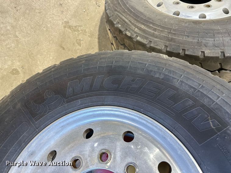 image for item NL9319 Michelin XZY3  tires and wheels