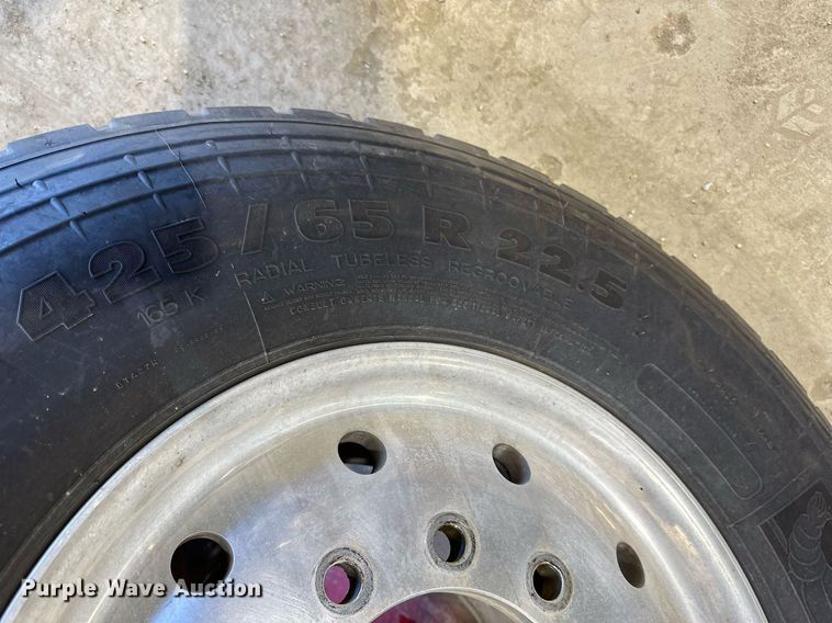 image for item NL9319 Michelin XZY3  tires and wheels