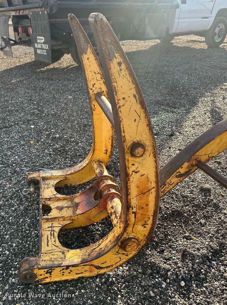 image for item NL9338 Grapple