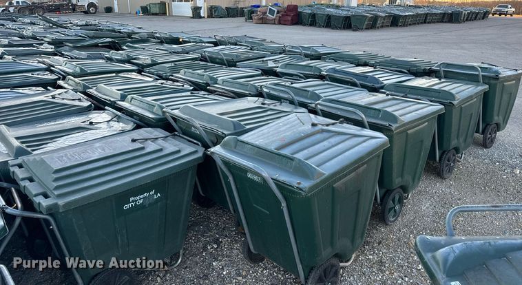 image for item NM9100 Approximately 50 trash carts