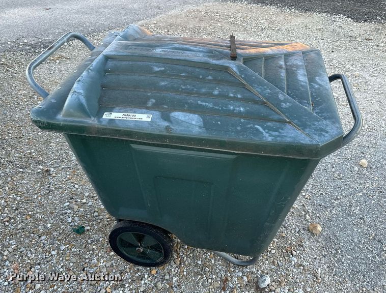 image for item NM9100 Approximately 50 trash carts