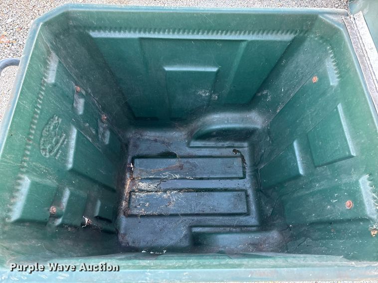 image for item NM9100 Approximately 50 trash carts