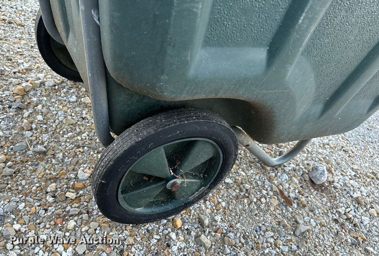 image for item NM9100 Approximately 50 trash carts