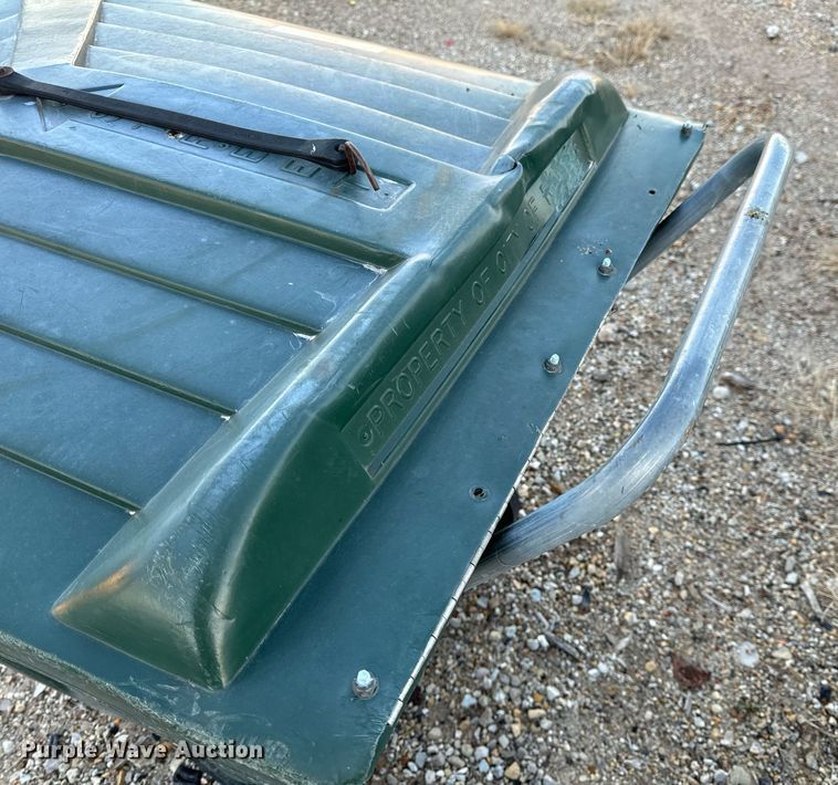 image for item NM9101 Approximately 50 trash carts