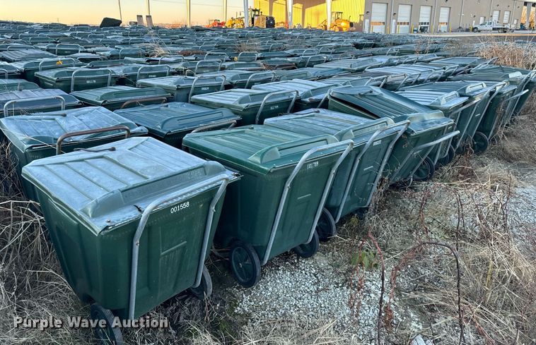 image for item NM9102 Approximately 50 trash carts