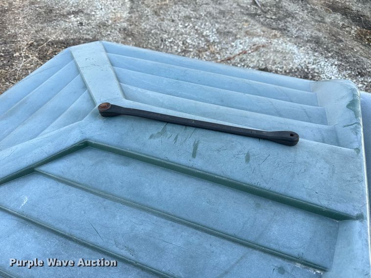 image for item NM9102 Approximately 50 trash carts