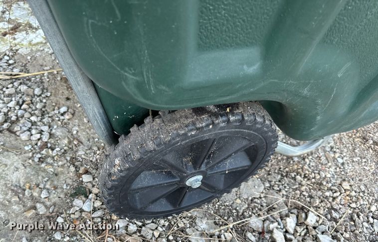 image for item NM9102 Approximately 50 trash carts