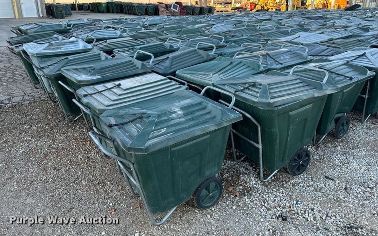 image for item NM9103 Approximately 50 trash carts