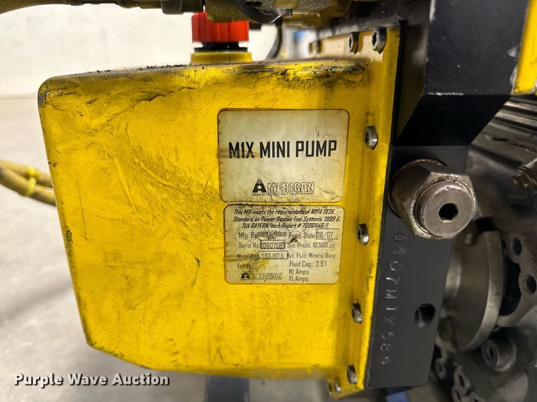 image for item NM9177 American Rescue Genesis  Jaws of Life rescue tool