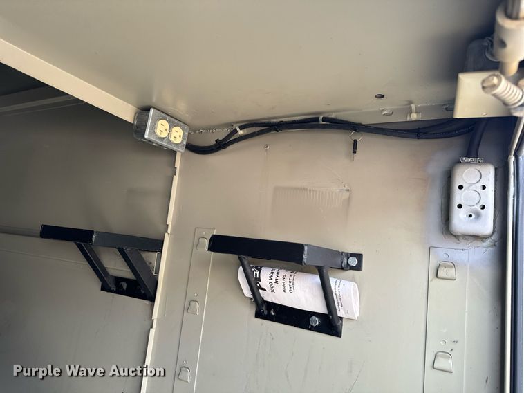 image for item NM9182 2004 Freightliner FL70  utility / service truck