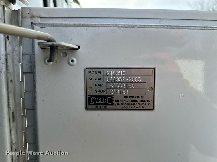 image for item NM9182 2004 Freightliner FL70  utility / service truck