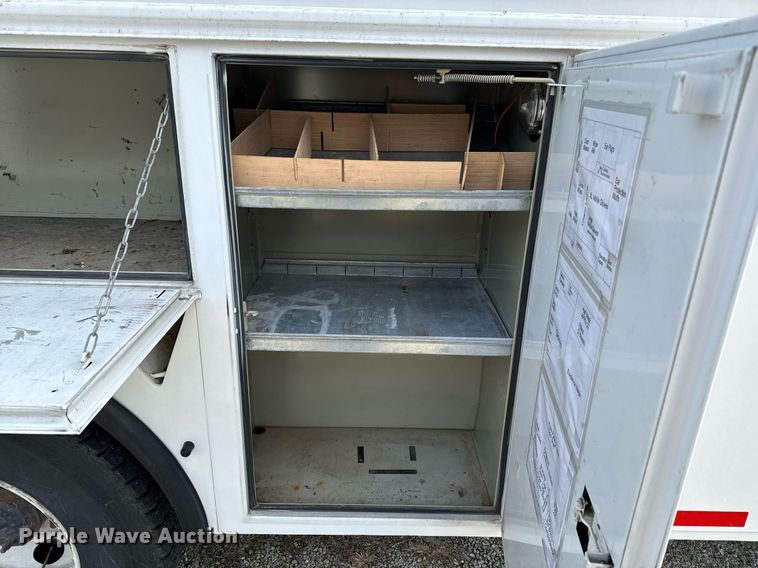 image for item NM9182 2004 Freightliner FL70  utility / service truck