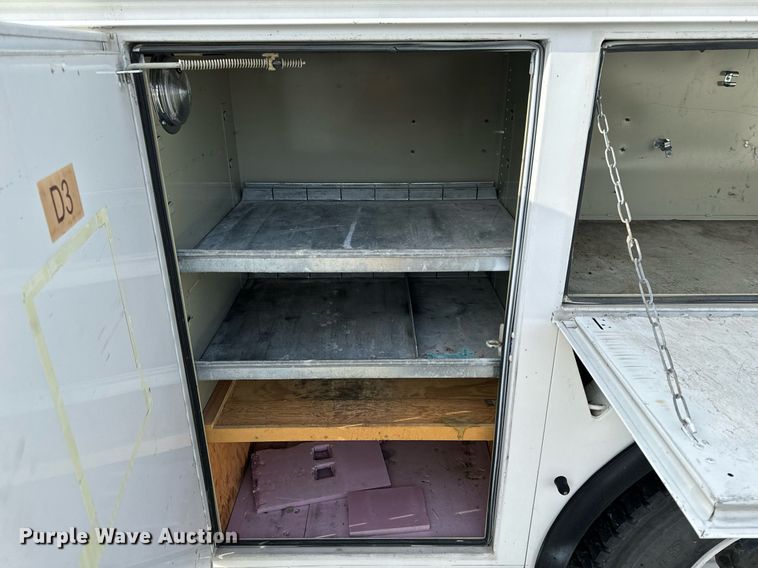 image for item NM9182 2004 Freightliner FL70  utility / service truck