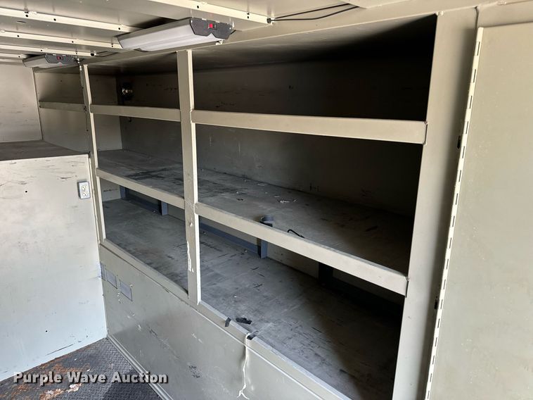 image for item NM9182 2004 Freightliner FL70  utility / service truck