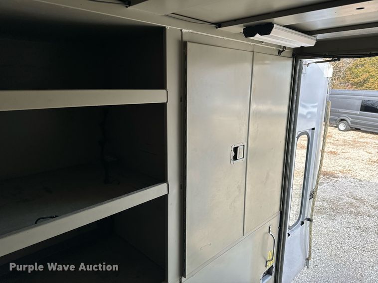 image for item NM9182 2004 Freightliner FL70  utility / service truck