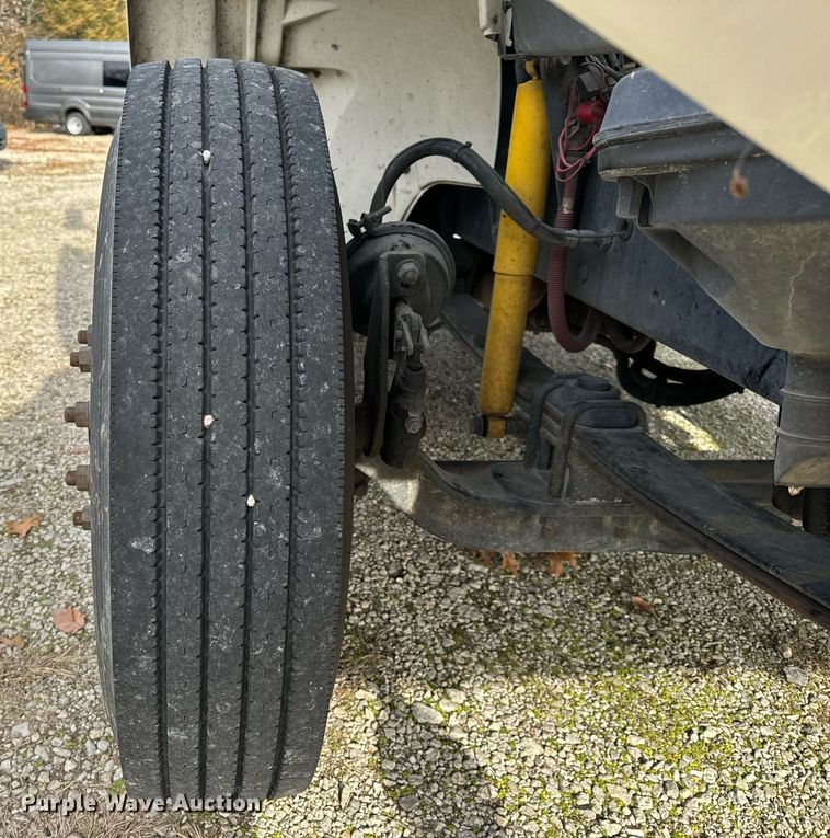 image for item NM9182 2004 Freightliner FL70  utility / service truck