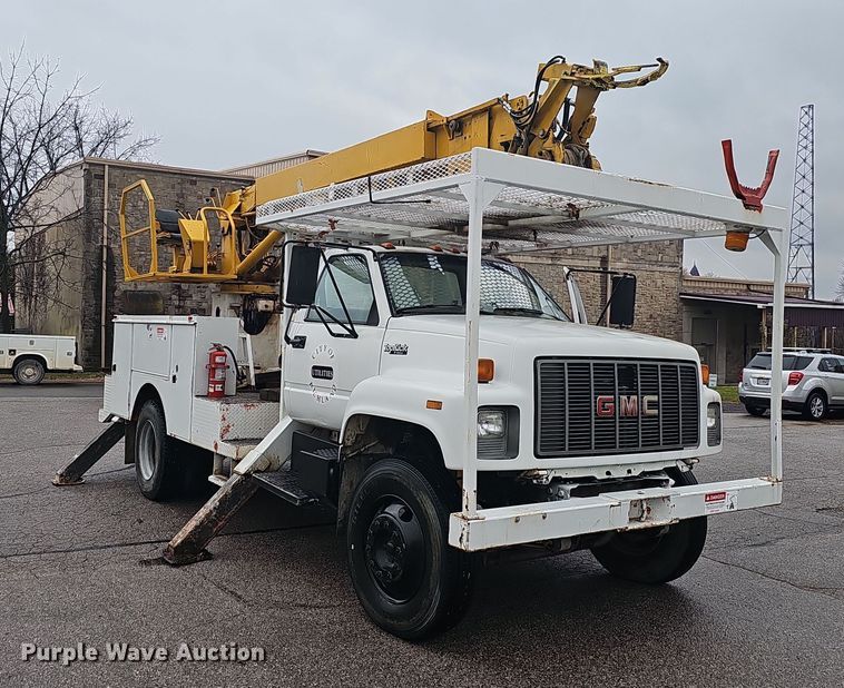 image for item NP9249 1994 GMC TopKick  digger derrick truck