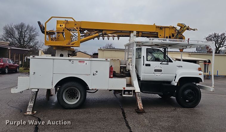 image for item NP9249 1994 GMC TopKick  digger derrick truck