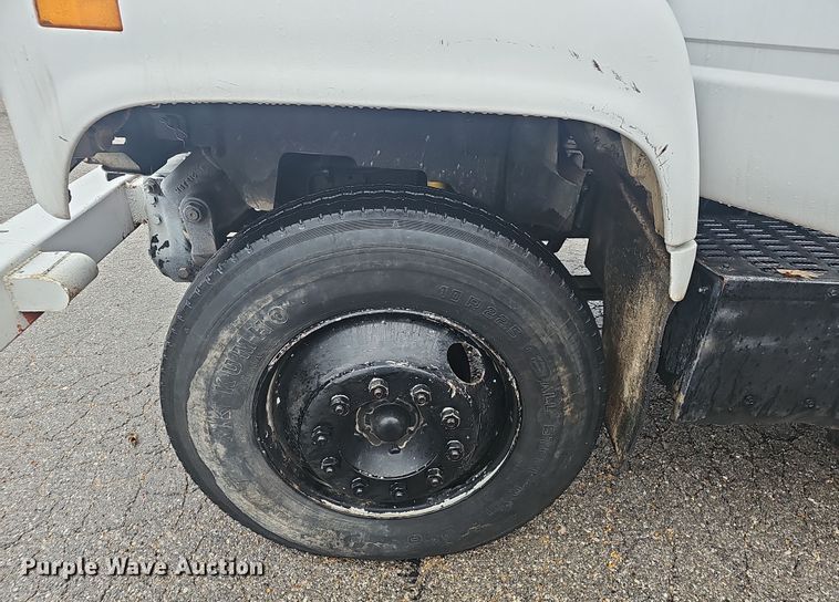 image for item NP9249 1994 GMC TopKick  digger derrick truck