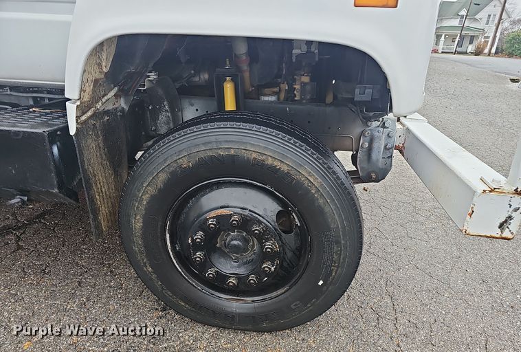 image for item NP9249 1994 GMC TopKick  digger derrick truck