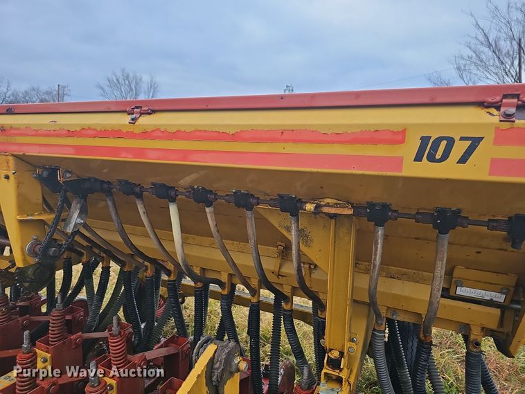 image for item NP9250 HayBuster 107  grain drill
