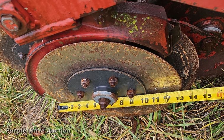 image for item NP9250 HayBuster 107  grain drill