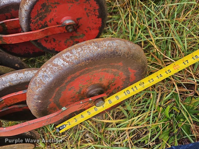 image for item NP9250 HayBuster 107  grain drill