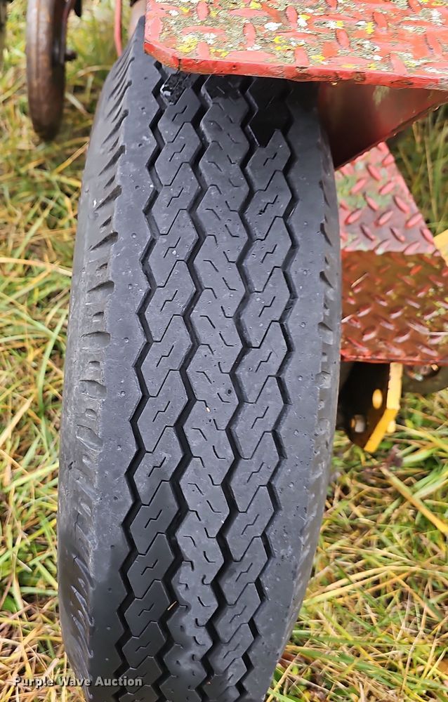 image for item NP9250 HayBuster 107  grain drill