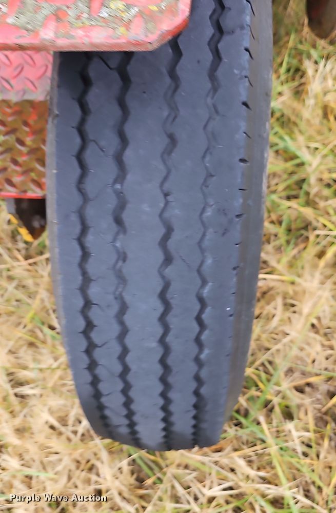 image for item NP9250 HayBuster 107  grain drill