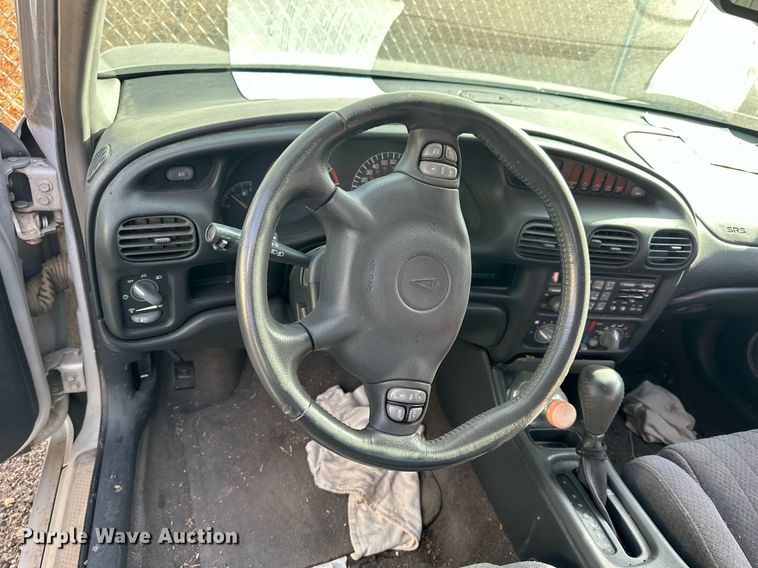 image for item NS9076 2002 Pontiac Grand Prix GT