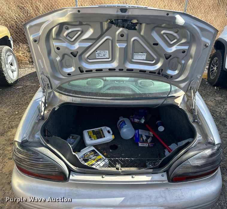 image for item NS9076 2002 Pontiac Grand Prix GT