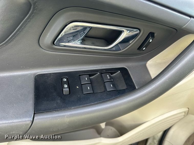 image for item NS9081 2012 Ford Taurus SEL