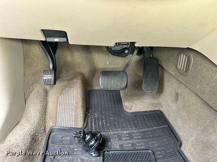 image for item NS9081 2012 Ford Taurus SEL