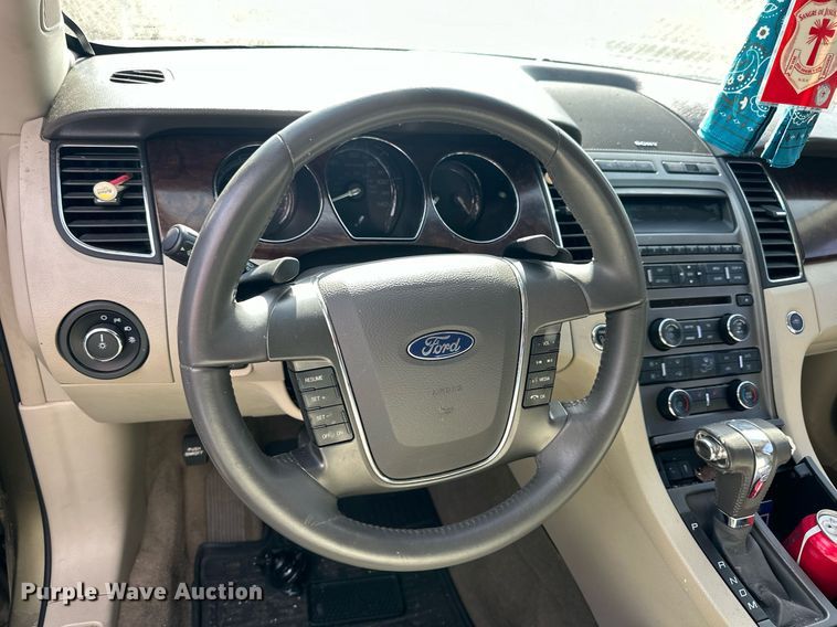 image for item NS9081 2012 Ford Taurus SEL