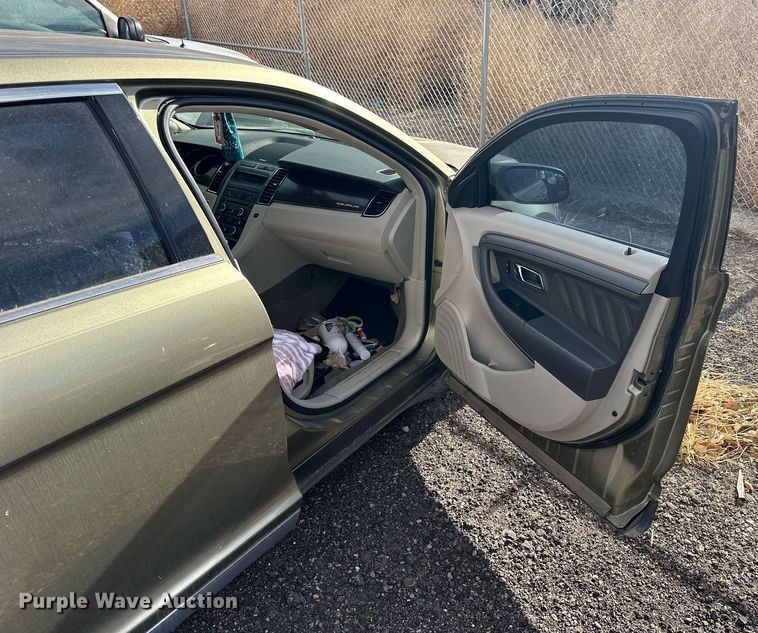 image for item NS9081 2012 Ford Taurus SEL