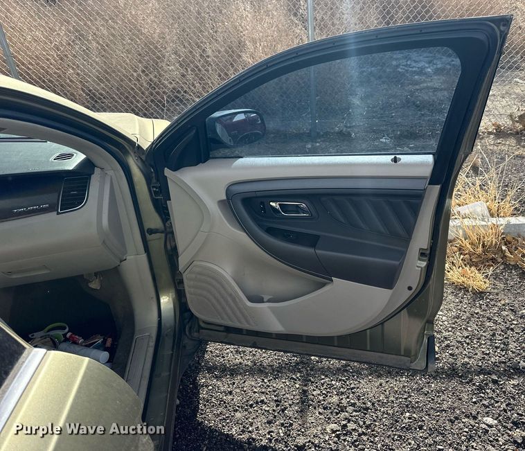 image for item NS9081 2012 Ford Taurus SEL