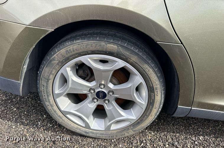 image for item NS9081 2012 Ford Taurus SEL