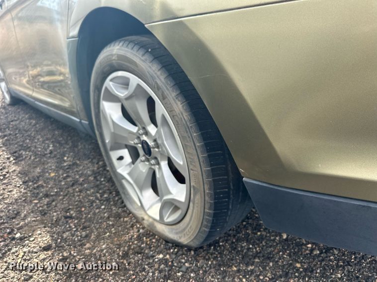 image for item NS9081 2012 Ford Taurus SEL