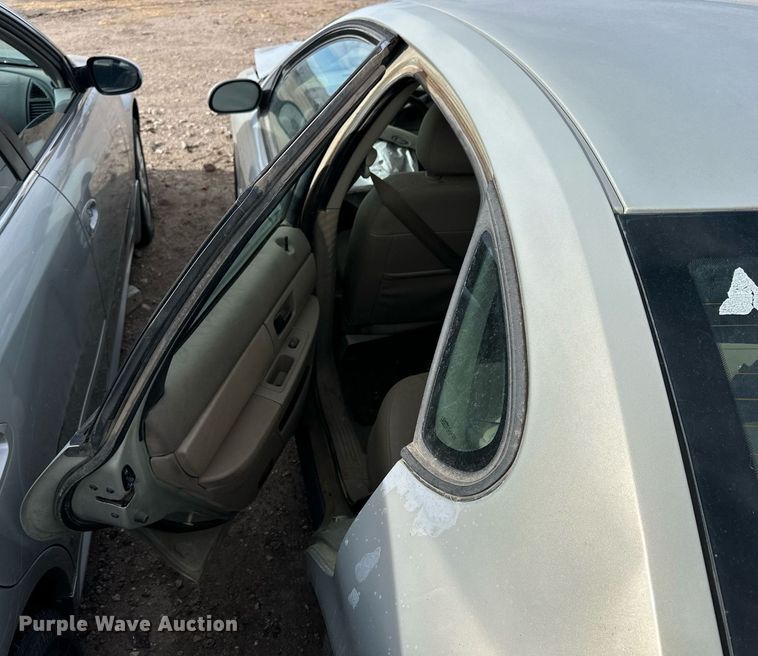 image for item NS9083 2005 Ford Taurus SEL