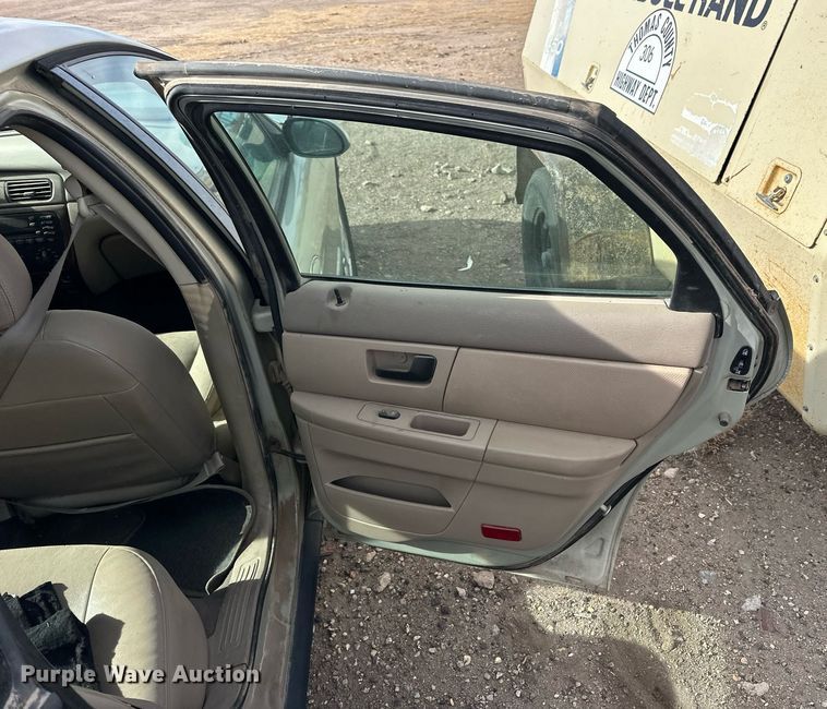 image for item NS9083 2005 Ford Taurus SEL